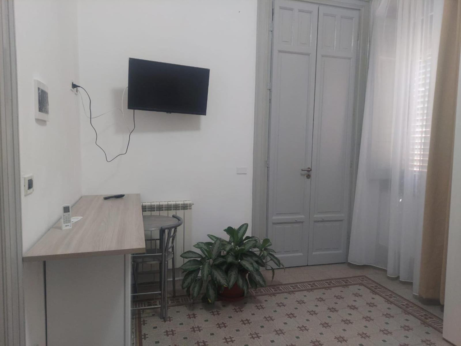 Guest House Lamphotel Militello باليرمو المظهر الخارجي الصورة