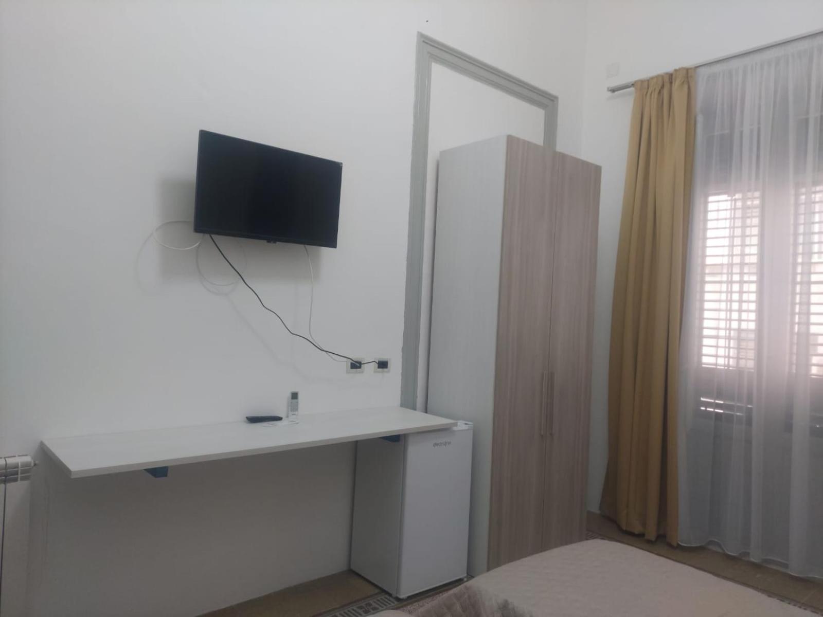 Guest House Lamphotel Militello باليرمو المظهر الخارجي الصورة